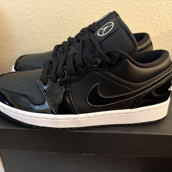 Nike Jordan 1 Low SE All-Star (2021) - Picture 1 of 11
